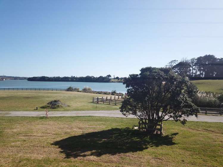 17 Goble Road Clarks Beach_39