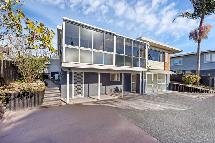 2/4 Fairlea Road Te Atatu South_17