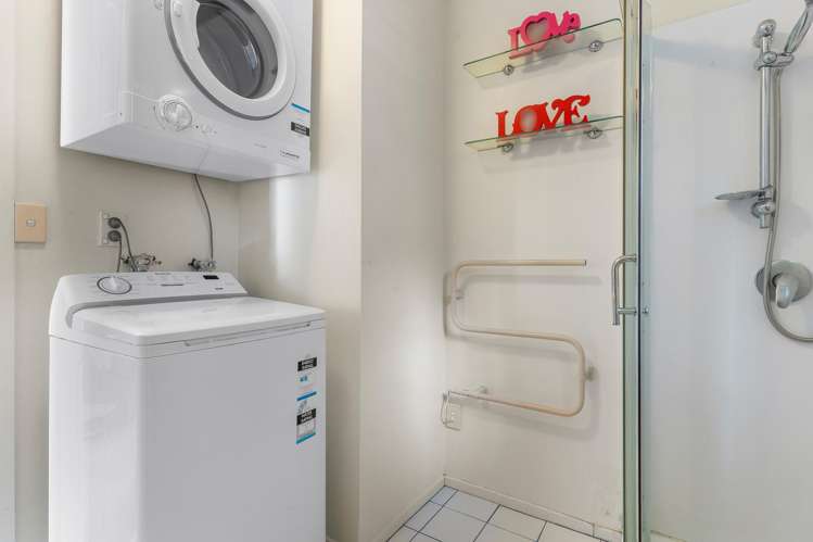 46 Aeroview Drive Beach Haven_33