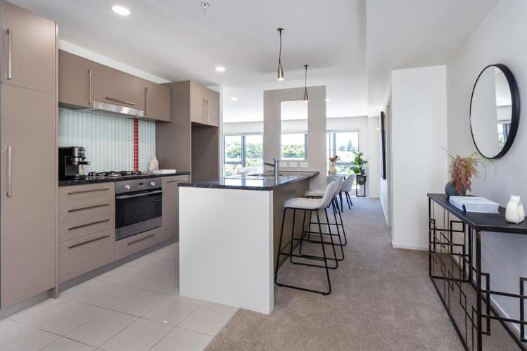 223/4 Wagener Place Mount Albert_9