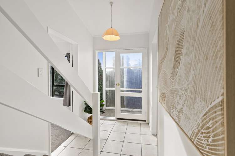 7/46 Wingfield Place Churton Park_11