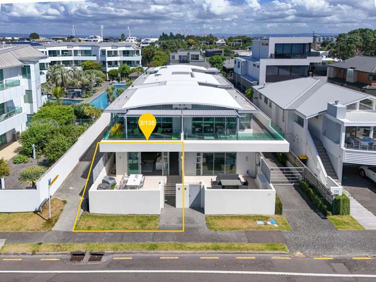 2/135 Marine Parade_0