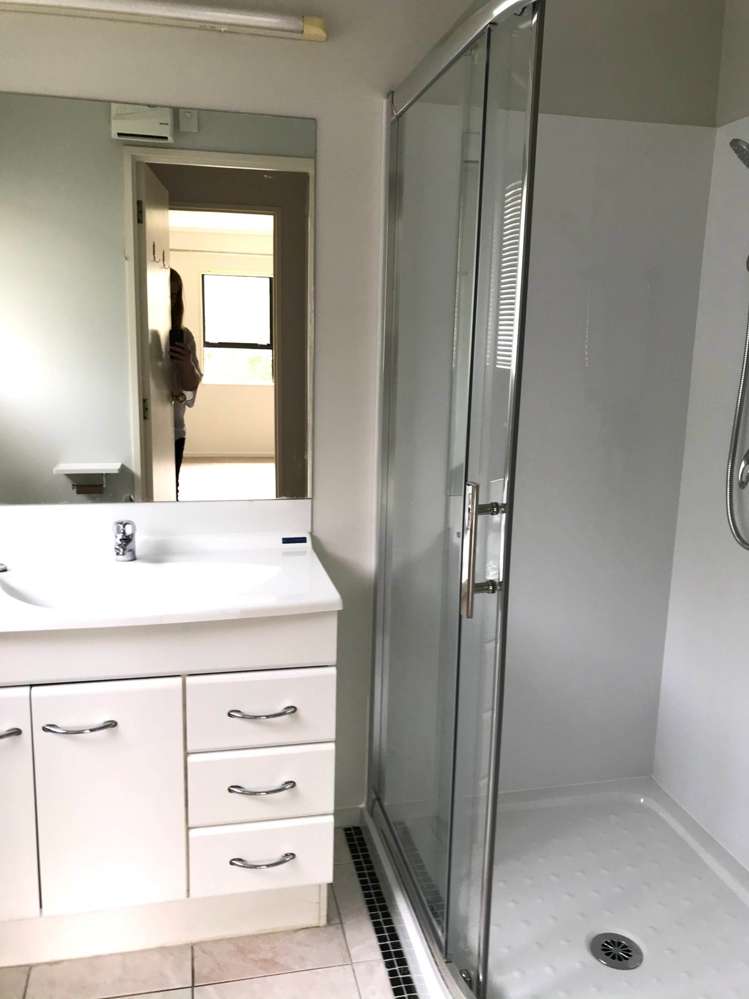 3 Headcorn Place Botany Downs_12