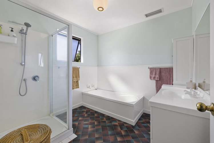 8 Taipari Avenue Raglan_19