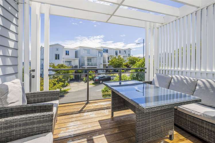 11 Manawatere Way Flat Bush_4