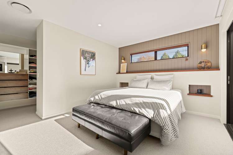 32 Walter Case Drive Harewood_16