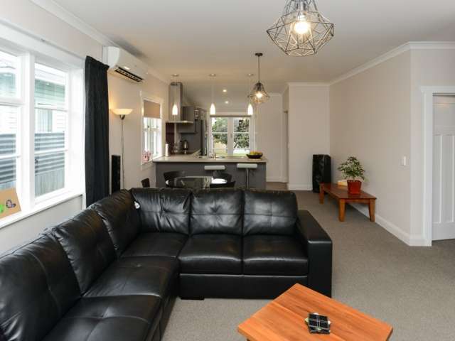 606 Willowpark Road North 10490_4