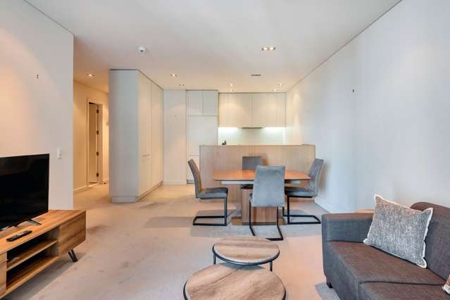 1509/26 Albert Street  (inc power, water, internet) 10015_1