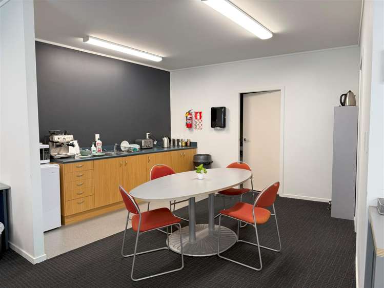 Unit 5, 69 Kaiwharawhara Road Kaiwharawhara_5