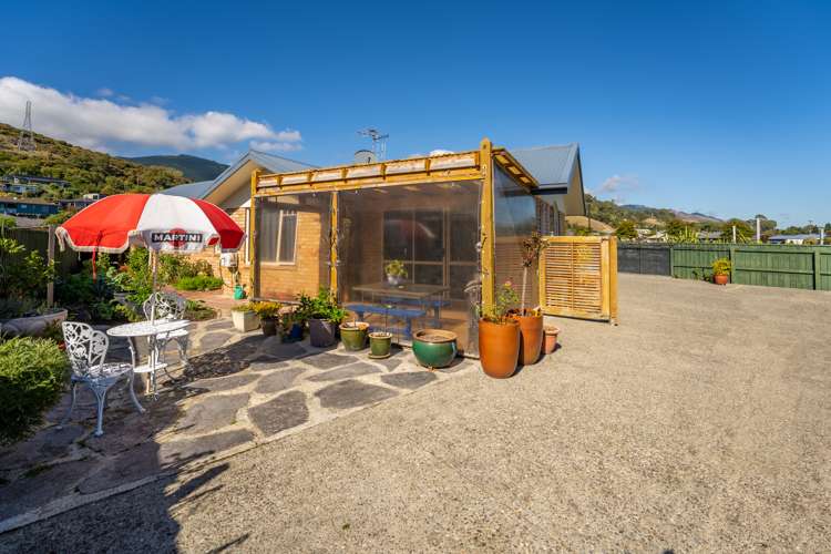 305 The Ridgeway Stoke_5