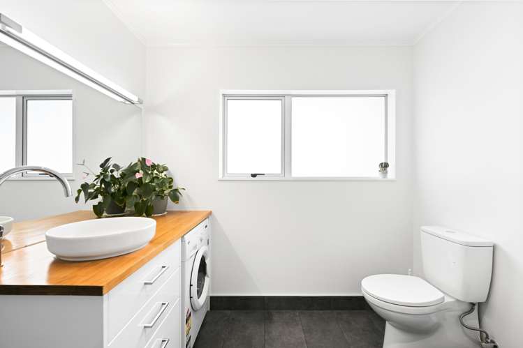 11a Lorraine Place Glenview_8