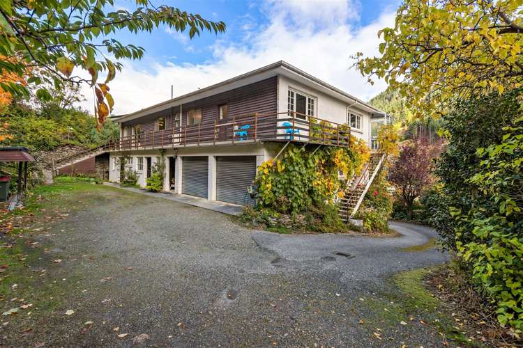 111 Hallenstein Street Queenstown_2