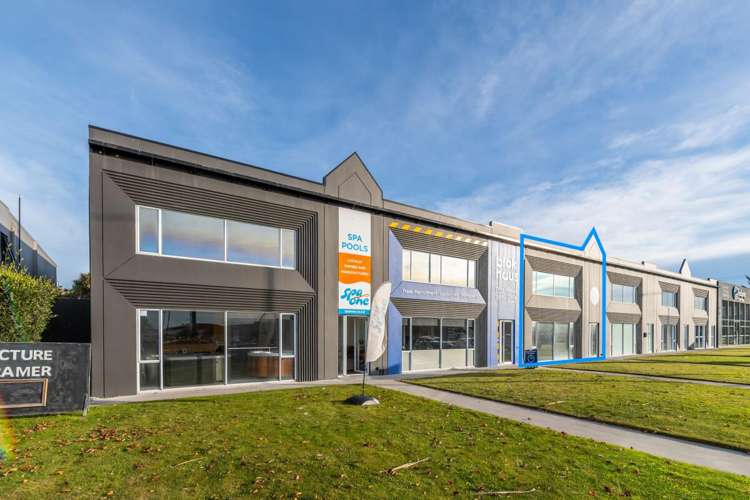 4, 1004 Ferry Road Ferrymead_1