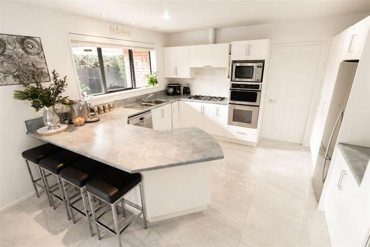 26a Crofton Road Harewood_6