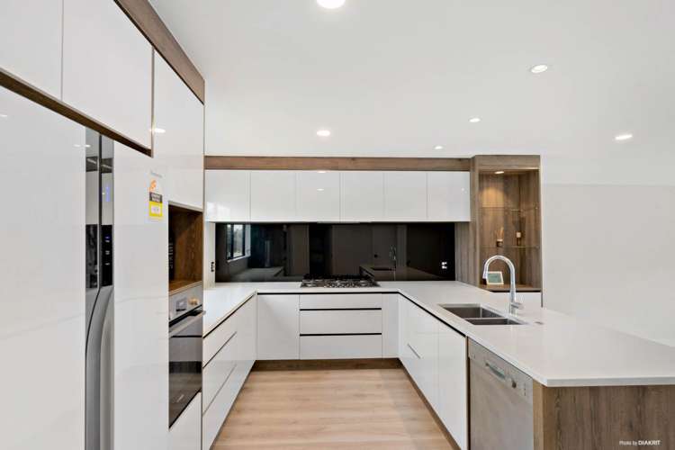 14 Meritage Lane Te Atatu South_5