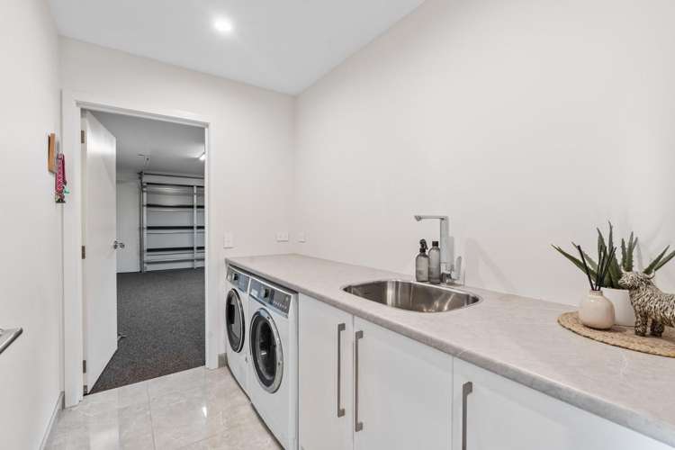 64 Heathfield Drive Mosgiel_26