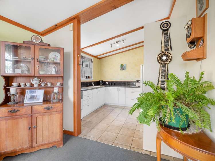 353 High Street Dannevirke_14