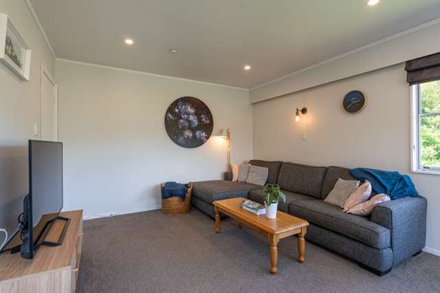 36 Thurleigh Grove Karori_4