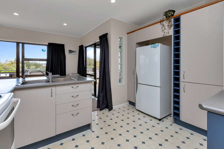 25 Wilson Avenue Avenues_12