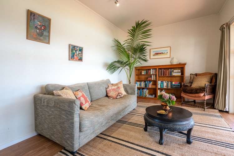 402 Orapiu Road Waiheke Island_21