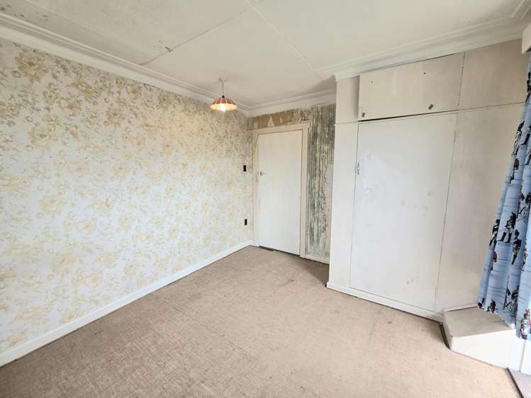 2 Avon Street South Hill_18