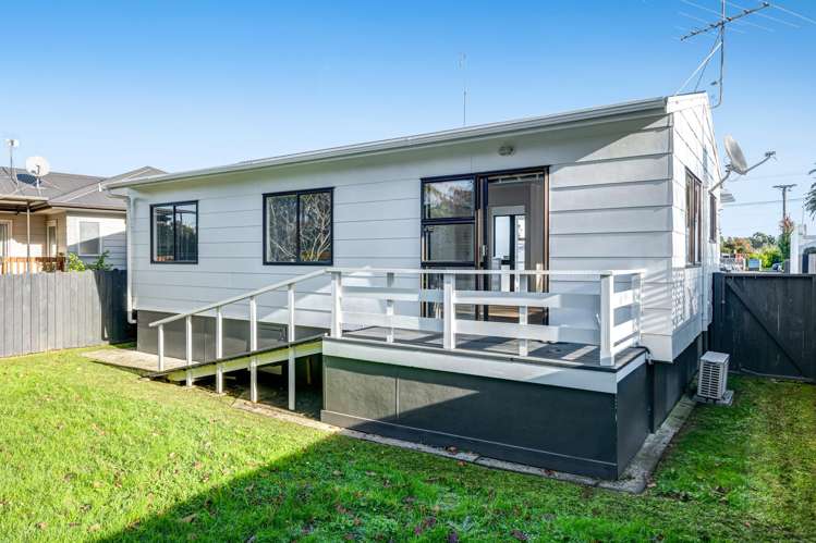 144 Parkhurst Road Parakai_17