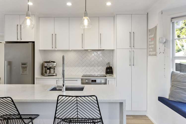 3 Easter Parade Glen Eden_6