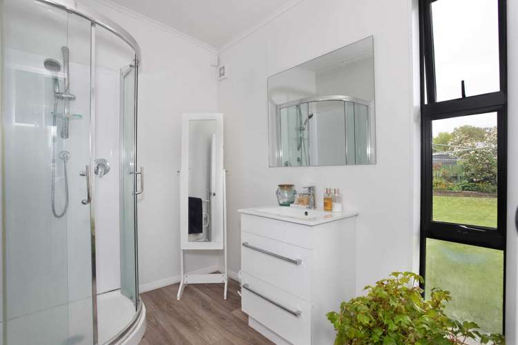 12 Tutaenui Road Marton_17