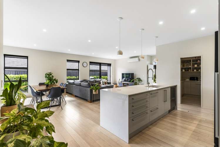 27 Doidge Street Beachlands_12