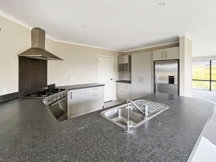 3 Medallion Court Kelvin Grove_1
