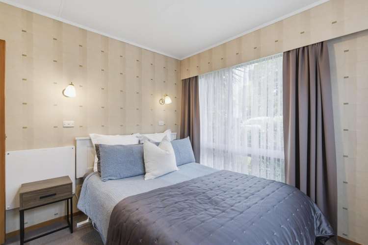 15A Brassey Road St Johns Hill_14