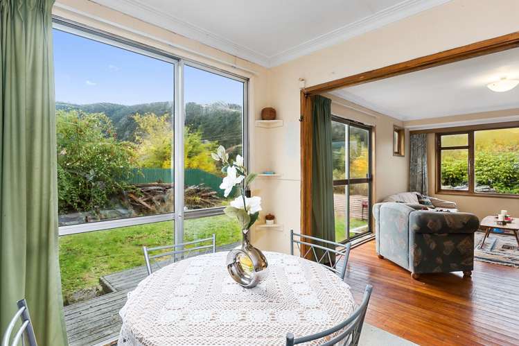 44 Village Loop Road Waipori Falls_4