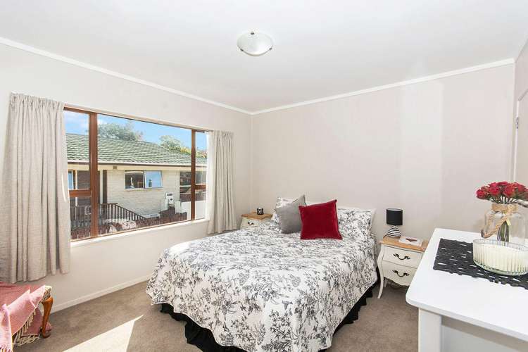 39 Nui Mana Place Te Atatu South_11