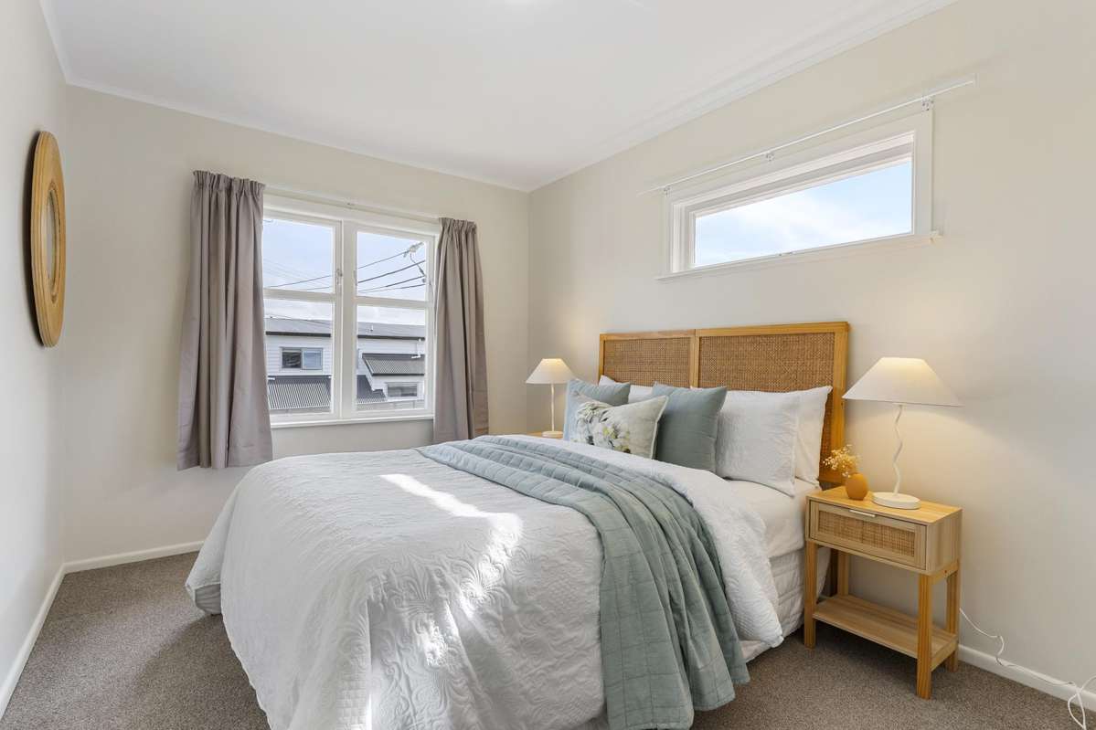 1/129 Riddell Road_4