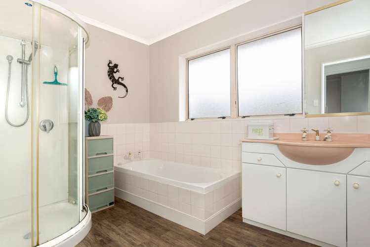 6 Island Road Whataupoko_13