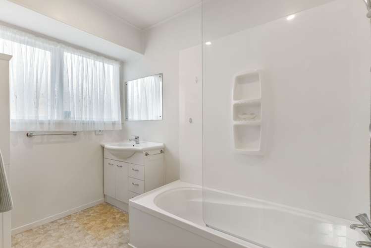 1/25 Moata Road One Tree Hill_10