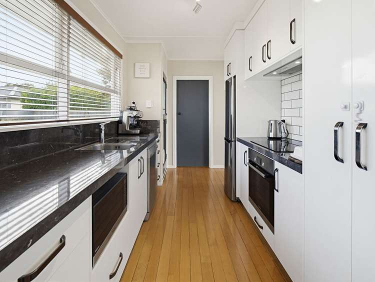 4 Perth Place Awapuni_9