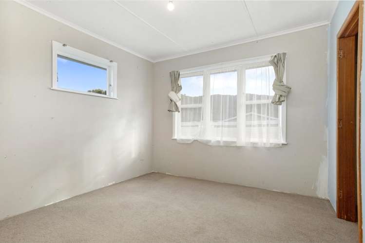 50 Coast Road Wainuiomata_14