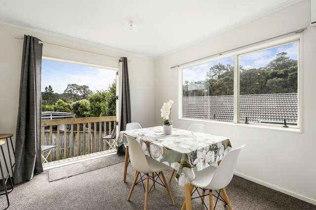 2/66 Spinella Drive Bayview_2