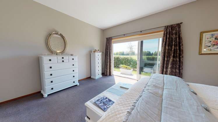 14 Country Place Allenton_7