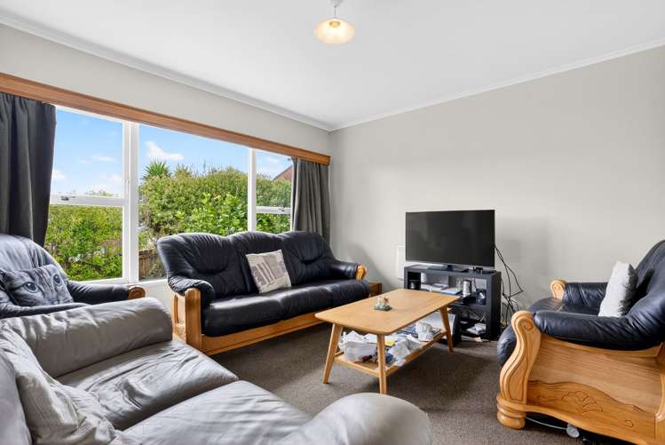 2/497 Beach Road Murrays Bay_6