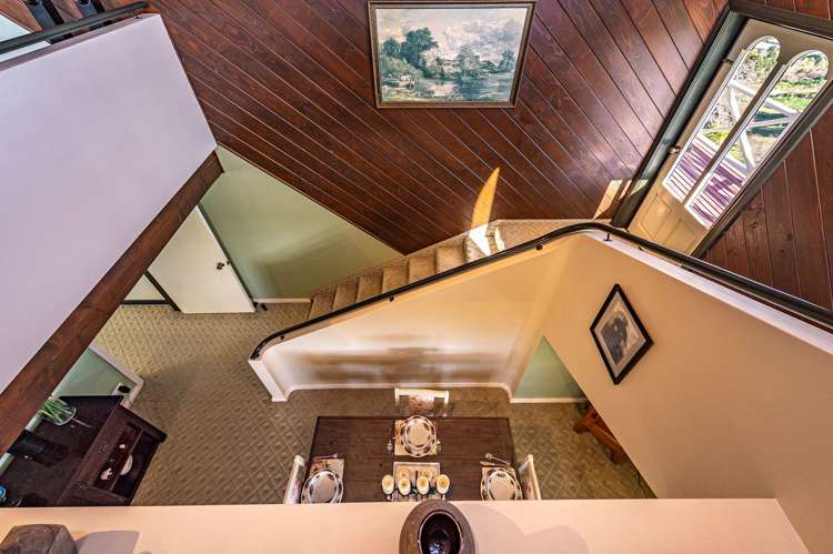 22 Shakespeare Road Bastia Hill_22