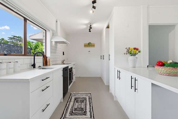 1B Pleasant Road Glen Eden_12