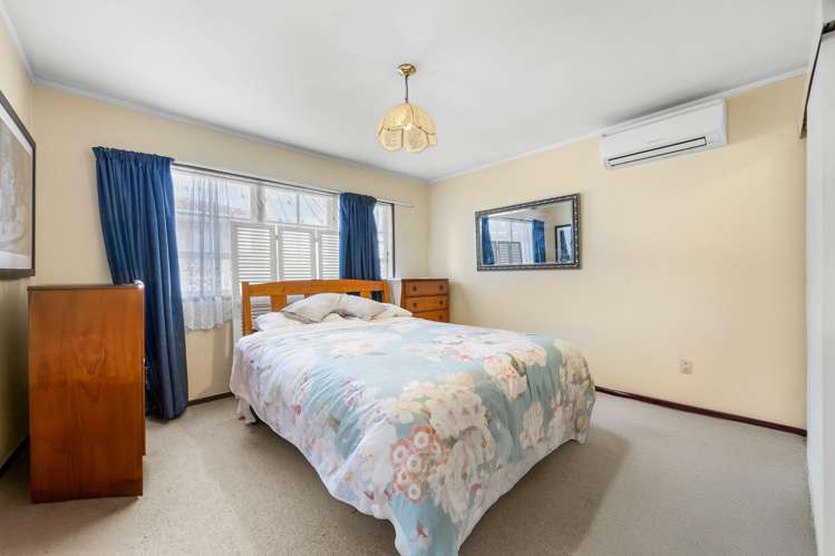 1/208 Pakuranga Road Pakuranga Heights_11