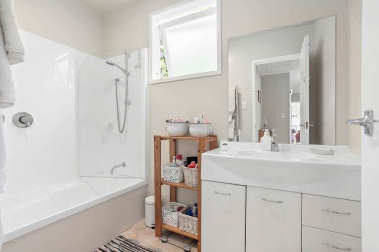 456 Waitakere Road Taupaki_19