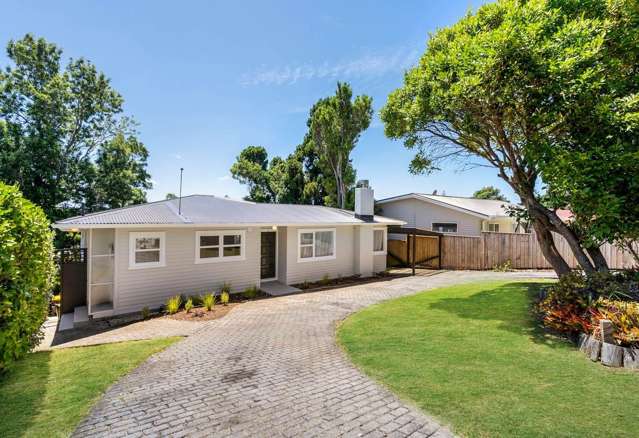 3 Bedroom House in Birkdale area: Nearby Schools