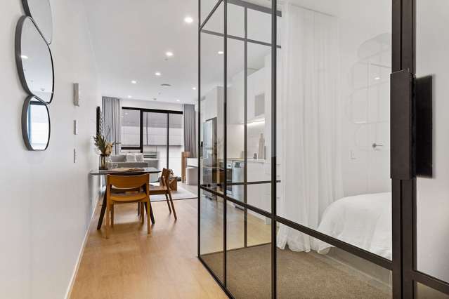 Cool, Modern, NYC style (1 Bed + Flexi)