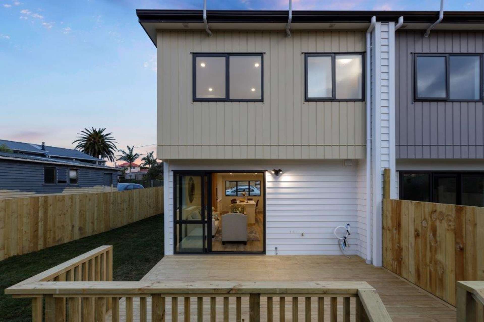 14/25 Vodanovich Road Te Atatu South_0