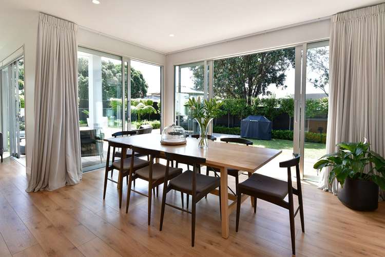 52 Walton Street Red Beach_7