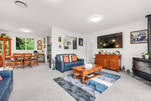 14 Winchester Avenue Pinehaven_3